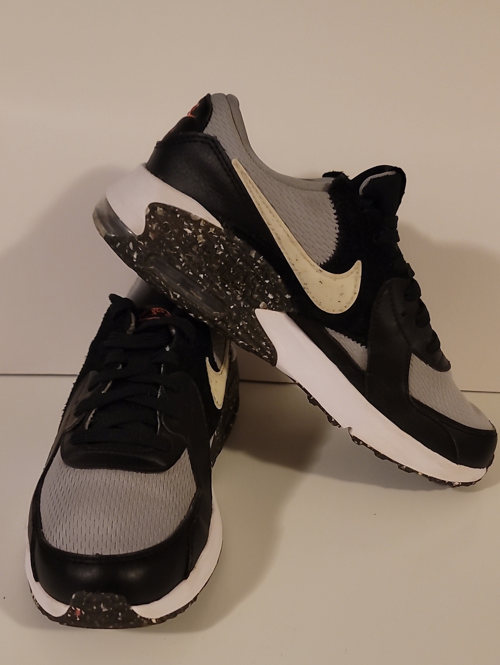 Nike Air Max Excee SE Youth Sneakers